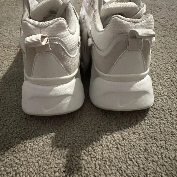 Nike Ryz 365 2 -‎ Women’s 12 - Picture 6 of 13